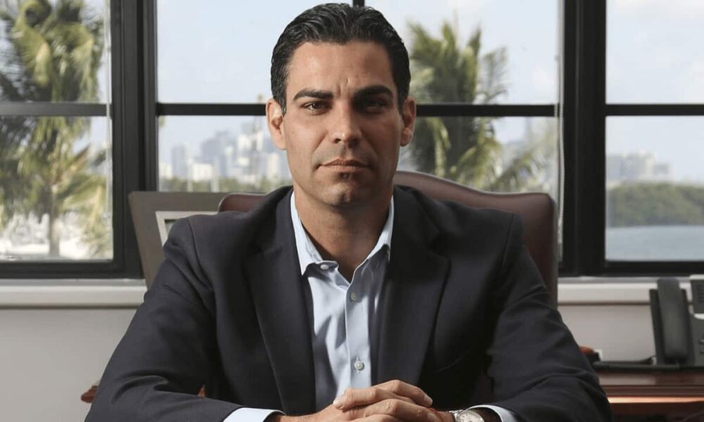 O prefeito de Miami, Francis Suarez, receberá salário em Bitcoin se for eleito presidente