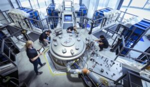 Projektil-Fusionsreaktor könnte dringend benötigte medizinische Isotope erzeugen – Physics World