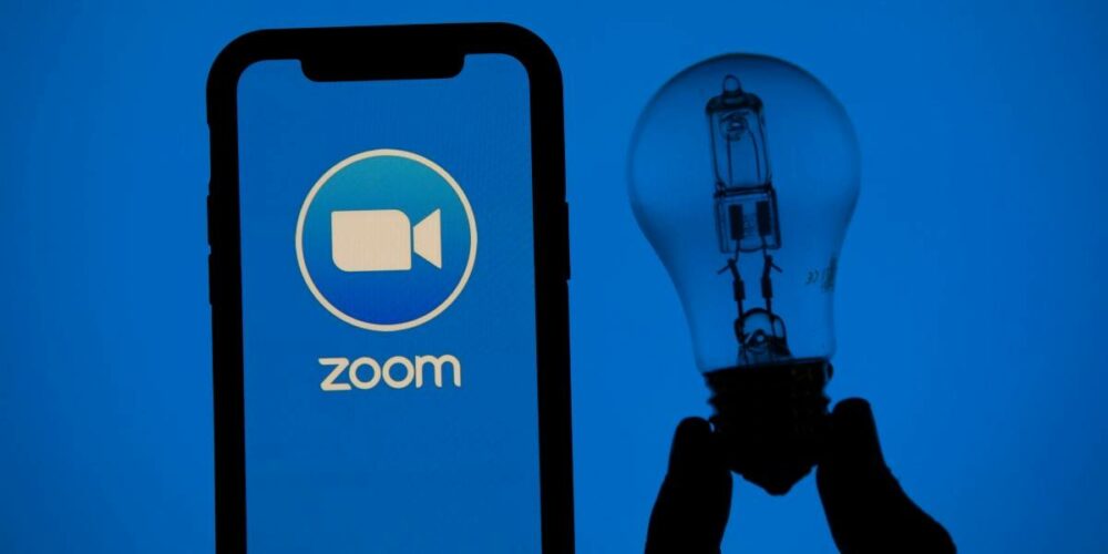 Zoom 承诺未经许可不会将视频聊天输入人工智能