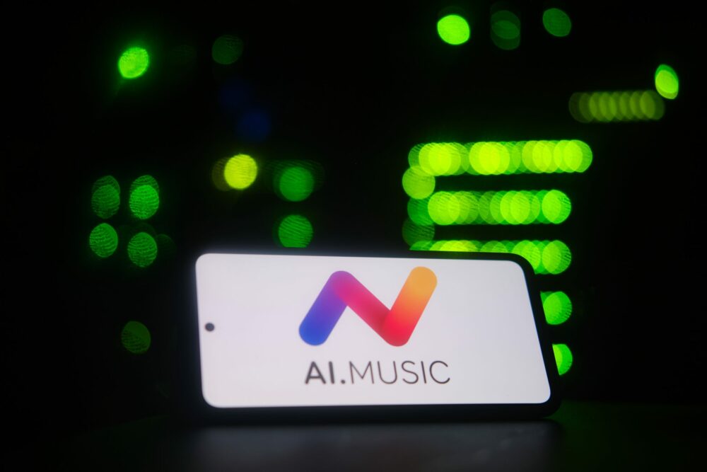 AI Virtual Popstar sõlmib Warner Musicuga plaadilepingu