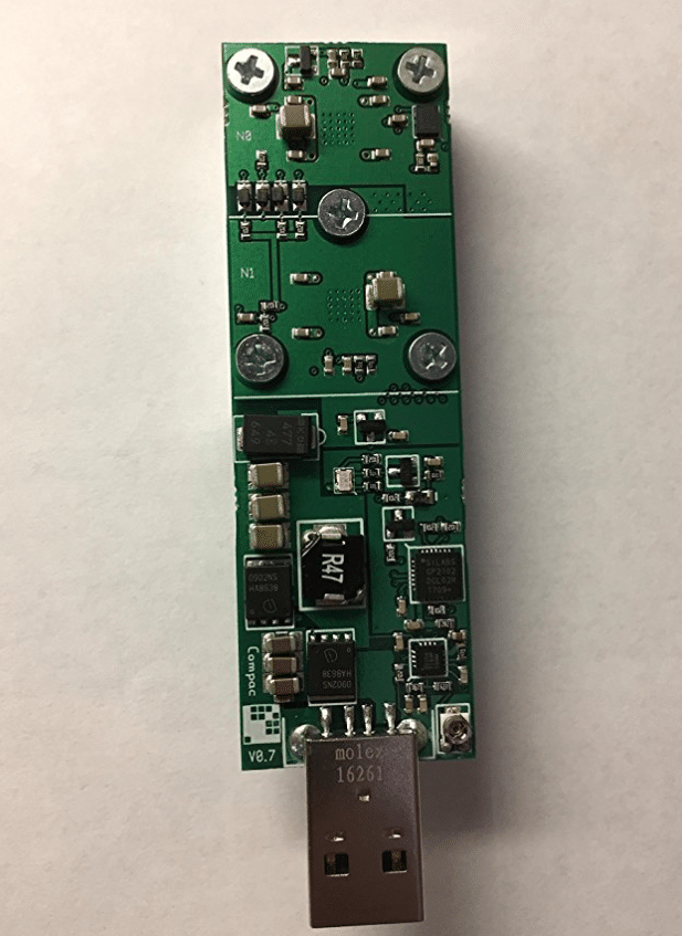 fotó egy Rev 2 GekkoScience 2-Pac Compac USB Stick Bitcoin Miner 15gh/s+ (BM1384x2) kártyáról