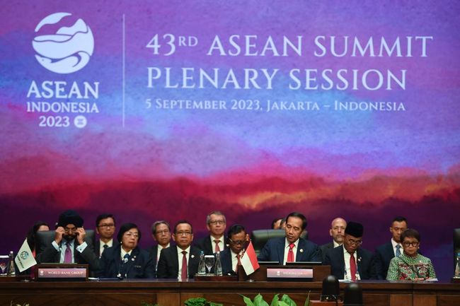 ASEAN maintains unity amid its challenges; 43rd ASEAN Summit in Jakarta continues persistently PlatoBlockchain Data Intelligence. Vertical Search. Ai.