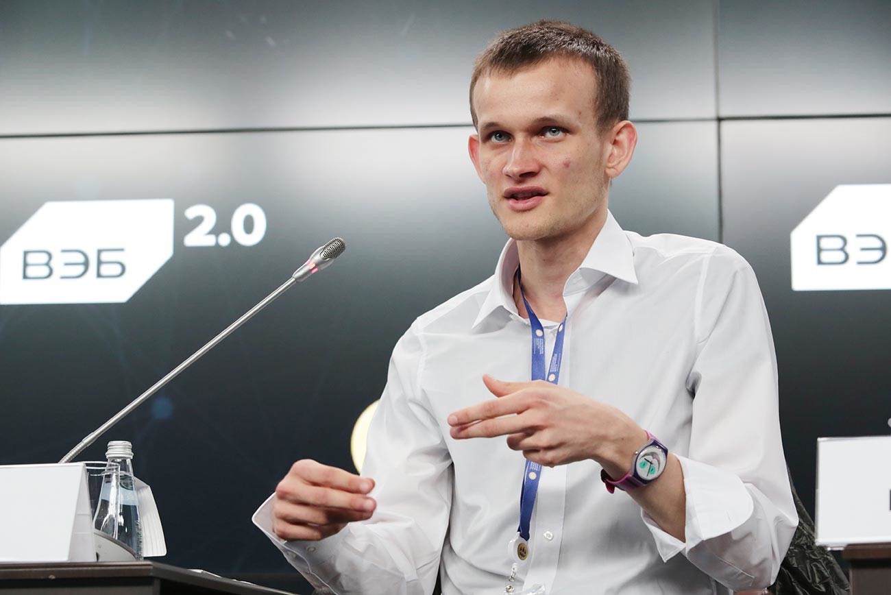 Ethereum-oprichter Vitalik Buterin tijdens de panelsessie