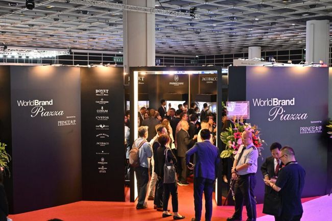 Hong Kong Watch & Clock Fair, Salon de TE attract nearly 15,000 buyers Sweden PlatoBlockchain Data Intelligence. Vertical Search. Ai.