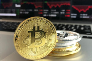 Bitcoin (BTC) Forms Rare Pattern, Analyst Predicts 5% Drop By U.Today - CryptoInfoNet