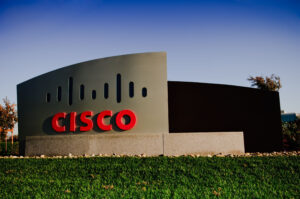 Cisco encuentra un nuevo error de día cero y promete parches en días