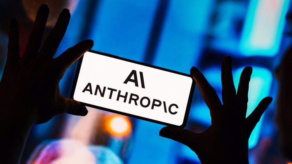 Google, AI 회사 Anthropic에 2억 달러 투자로 두 배 성장