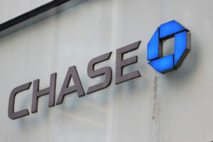 JPMorganin brittiläinen pankki Chase kieltää kryptoon liittyvät maksut