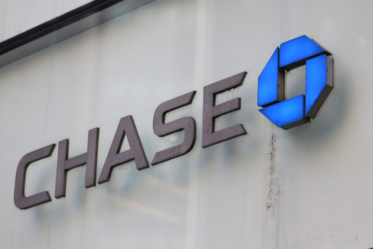 JPMorgan’s U.K. bank Chase bans payments linked to crypto crypto scams PlatoBlockchain Data Intelligence. Vertical Search. Ai.