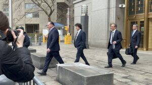 سم بنکمن-فرید در دادگاه جنایی خود شهادت خواهد داد: گزارش ها
