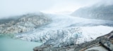 瑞士阿尔卑斯山的罗纳冰川