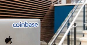 Coinbase đánh bại ước tính thu nhập quý 3, nhưng khối lượng giao dịch giảm