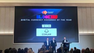 A CoinJar elnyerte az Év Digitális Pénzváltója díjat a The Blockies rendezvényen, amelyet a Blockchain Australia nyújtott át.