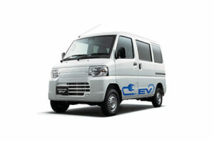 Mitsubishi Motors lanserar den nya Minicab EV Electric Commercial Vehicle i Japan i december