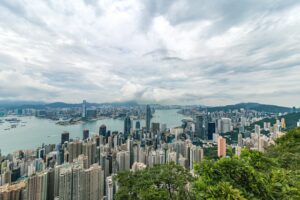 Ingen sivil beskyttelse for krypto i Kina, $300K for å liste mynter i Hong Kong? Asia Express