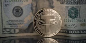 Por que a BlackRock considera o Tether um risco para seu ETF Bitcoin