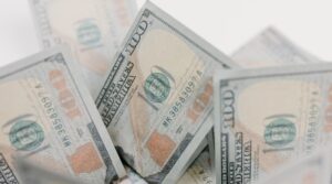 Bertindak Melawan Penipuan Valas Ritel: Perusahaan, Individu Membayar $60 Juta untuk Penyelesaian