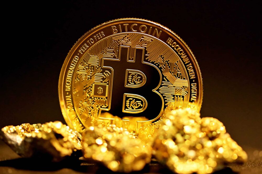Bitcoin stiger forbi $40,000 for første gang siden april 2022