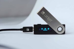 Ledger Library Compromised, Causing Confusion and Panic in Crypto Community