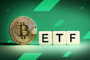 Bitcoin Spot ETF Proposals in Jeopardy? Matrixport Raises Concerns Over US SEC's Decision
