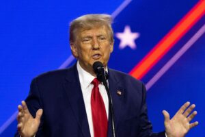 Donald Trump lovar att aldrig tillåta CBDC om han blir vald till president - Unchained