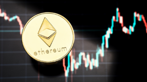 Ethereum presteert beter dan Bitcoin ondanks ETF-debuut