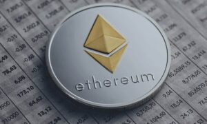 Ethereum continua sendo o blockchain dominante para desenvolvedores: relatório