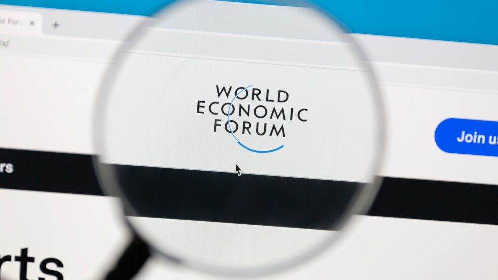 WEF 설문조사: 글로벌 경제를 악화시키는 AI와 지정학