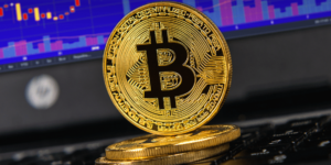 A bitcoin ára meghaladja az 50,000 XNUMX dollárt, mivel az ETF-ek továbbra is vonzzák az alapokat – Unchained
