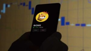 Bonk (BONK) 2023-ban robbant; A Memecoin (MEME) és a NuggetRush (NUGX) a következő lépésekre utal