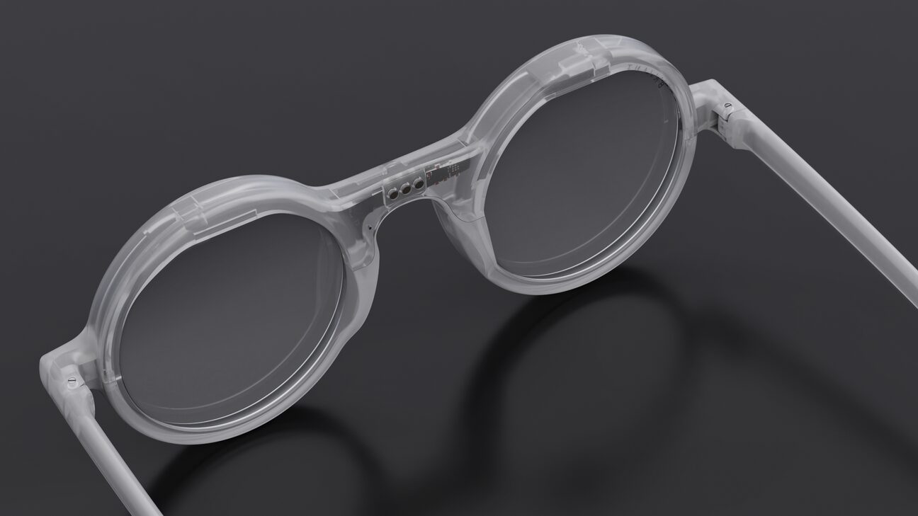 新型镜框智能眼镜提供人工智能驱动的翻译和网络搜索