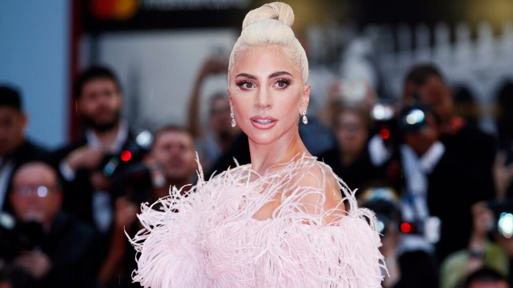 Lady Gaga Headlines Glasbeni festival v Fortnite Metaverse