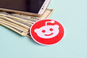 Reddit signs AI training deal with Google