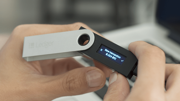 portofel hardware ledger nano