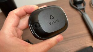 Vive Ultimate Tracker ottiene il supporto beta per visori VR per PC di terze parti