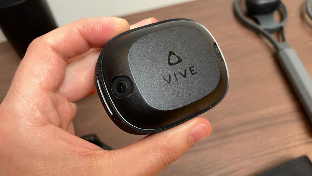 يحصل Vive Ultimate Tracker على دعم تجريبي لسماعات الواقع الافتراضي لأجهزة الكمبيوتر الشخصية