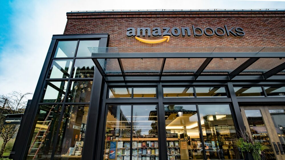 Автори, які стурбовані тим, що книжки зі штучним інтелектом знову наповнюють Amazon