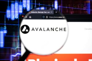 Avalanche And Toncoin viser anstændig styrke midt i markedsuro, mens eksperter opdager lignende styrkemønster på NuggetRush