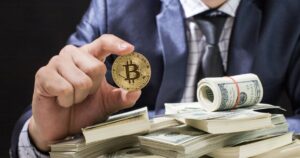 Bitcoin odnotowuje rekordowe wpływy na adresy akumulacyjne pomimo sygnałów przegrzania