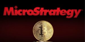L'action MicroStrategy bondit de 24 % alors que Bitcoin s'approche d'un prix record - Décrypter