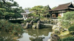 نیوم جاپان کے دیواروں والے باغ میں گھسنے والا پہلا عالمی فنٹیک بن گیا۔