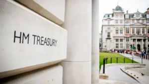 Het Britse ministerie van Financiën richt zich op het witwassen van geld in de cryptosector