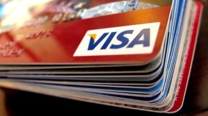 Visa je s trgovci v ZDA sklenila dogovor o omejitvi provizij za brskanje za pet let