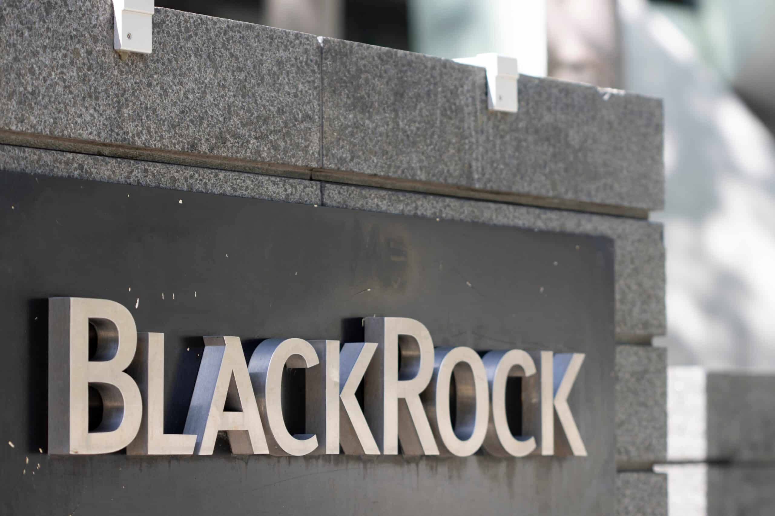Tegnebog associeret med BlackRocks nye fond modtager Memecoins og NFT'er - Unchained PlatoBlockchain Data Intelligence. Lodret søgning. Ai.
