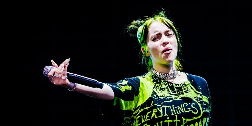 Billie Eilish und Nicki Minaj gehören zu den 200 Künstlern, die gegen den „katastrophalen“ Einsatz von KI in der Musik kämpfen – Entschlüsseln