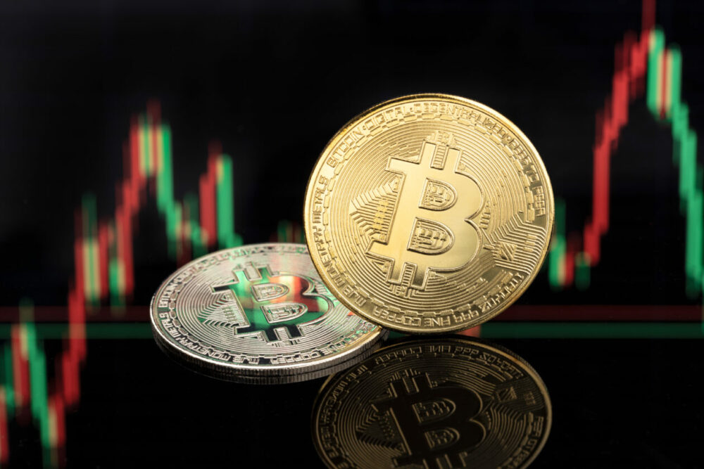 Bitcoin halverende begivenhed truer, markedsvolatilitet spidser