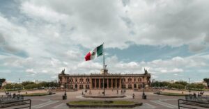 Na največjih volitvah v Mehiki doslej kripto ostaja na stranskem tiru
