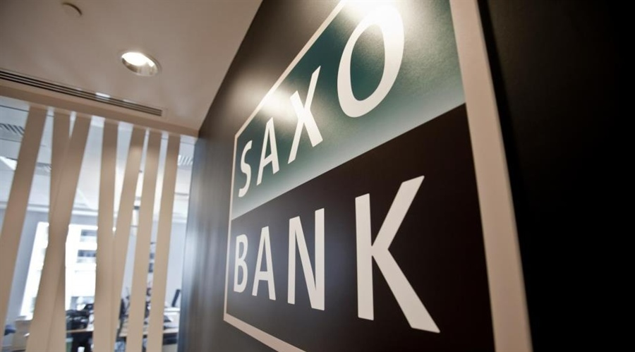 Saxo Bank overveier €2B salg, søker investeringsrådgivere: Rapport