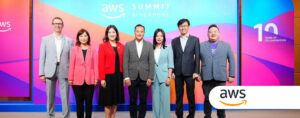 AWS ने सिंगापुर में एक और S$12 बिलियन का निवेश किया, फ्लैगशिप AI प्रोग्राम - फिनटेक सिंगापुर लॉन्च किया
