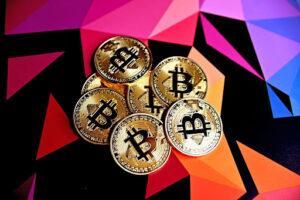 BlockDAG viert CoinMarketCap-notering op Piccadilly Circus met een voorspelling van $30 te midden van verschuivingen in de neergang van Toncoin en Amerikaanse Bitcoin ETF | Live Bitcoin-nieuws